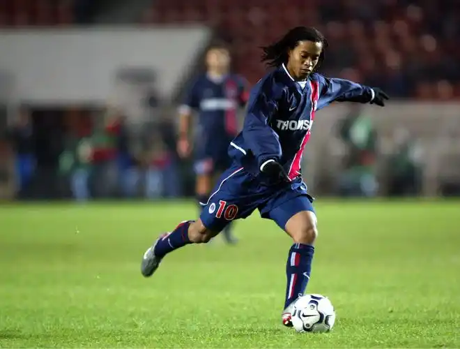 粒精彩进球 粒精彩进球