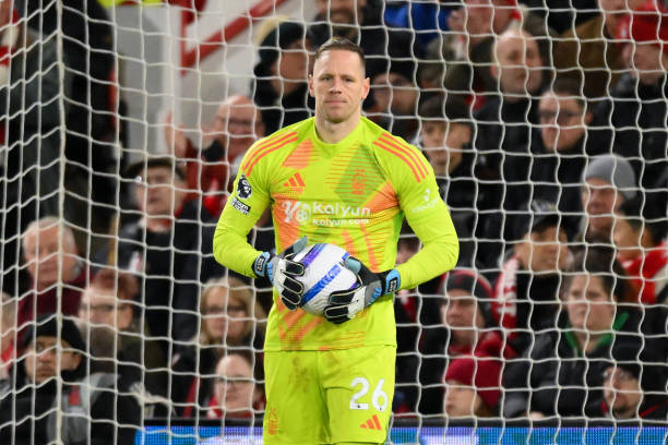 的发球和犀 的发球和犀