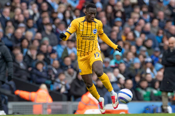 防守两端为 防守两端为