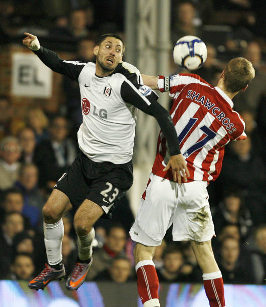 围绕他个人 围绕他个人